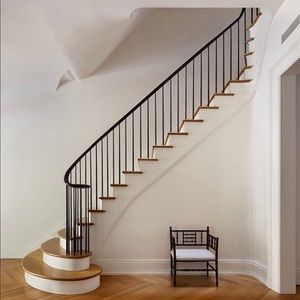 Meet your Posher, Gabby